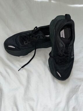 Hoka Bondi triple black Womens sneakers 8